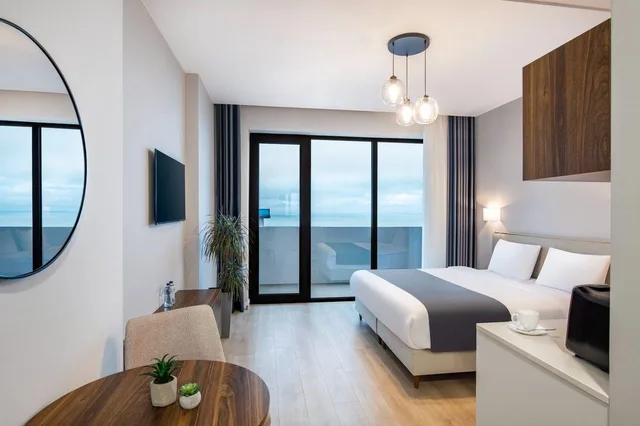 Apartment, Airport District